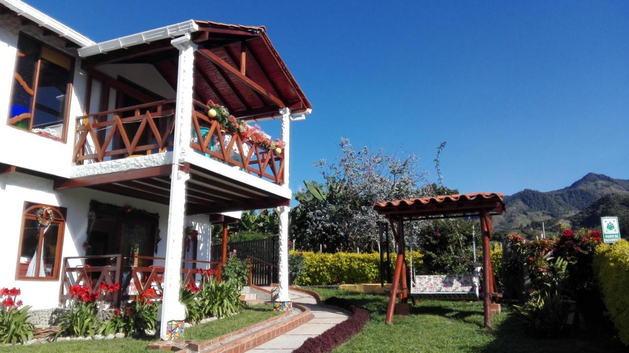 Coliving La Boira Bed & Breakfast Jardín Exterior photo