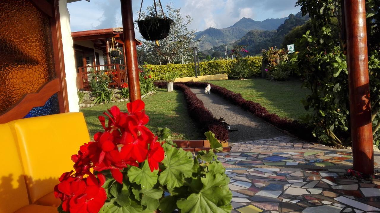 Coliving La Boira Bed & Breakfast Jardín Exterior photo