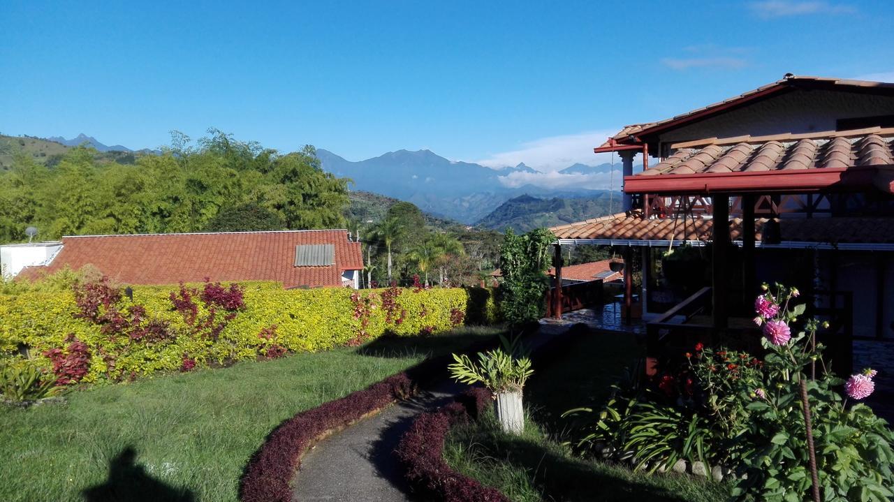 Coliving La Boira Bed & Breakfast Jardín Exterior photo