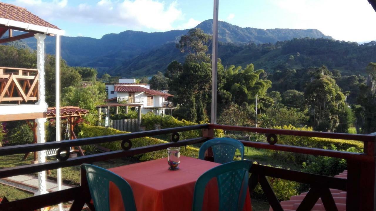 Coliving La Boira Bed & Breakfast Jardín Exterior photo